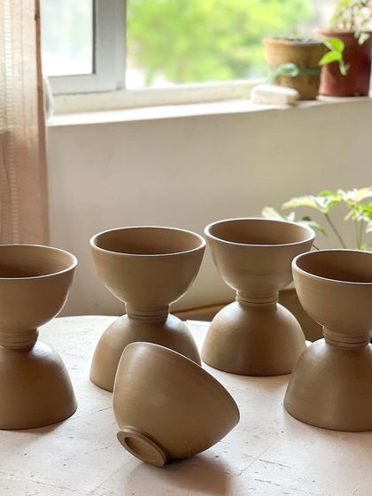 These unique hourglass-shaped bowls are part of a custom order. I enjoy collaborating with clients to create forms that are both functional and distinctive.