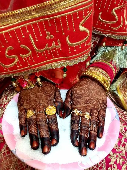 Henna by Arsh - Bridal Mehendi The Beautiful Burgundy Stain photo 20