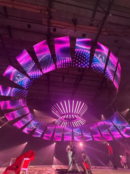 Another angle of the spiral LED wall and lighting setup for Sunsilk. Our team handled the complex rigging and programming to ensure all elements worked in perfect harmony.