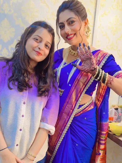 Another happy moment with Harshala Barade, showcasing her mehendi.