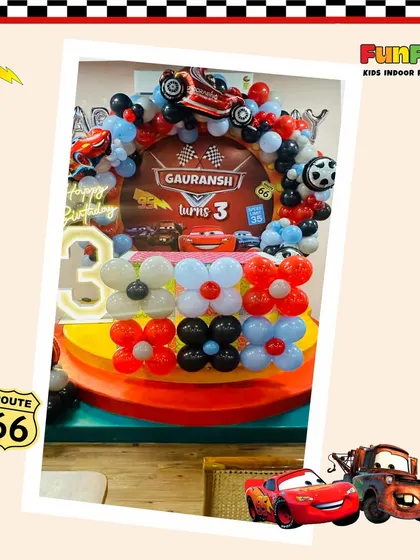 Another look at the detailed balloon work for the Cars party. I use character-themed balloons and creative arrangements to fully immerse guests in the birthday theme.