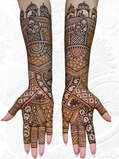 A complete view of an intricate engagement design, blending peacock figures, elephants, and geometric patterns for a rich, traditional look.