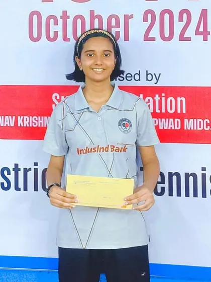 Anvi Thorat with her prize after a remarkable performance to secure her first state-level silver medal in the Under-17 Girls event at the State Ranking Tournament in Sangli.