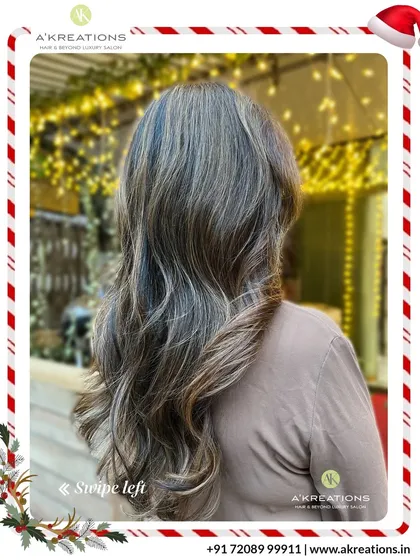 An elegant blend of cool and warm tones. These highlights add depth and complexity, resulting in a truly unique and luxurious hair color.