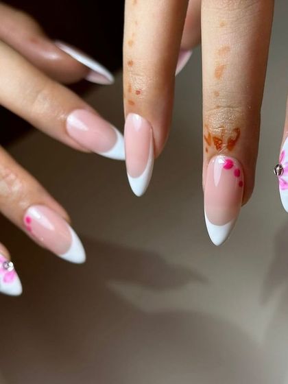 The Palette - Nail Art & Care French Manicure Twists photo 16