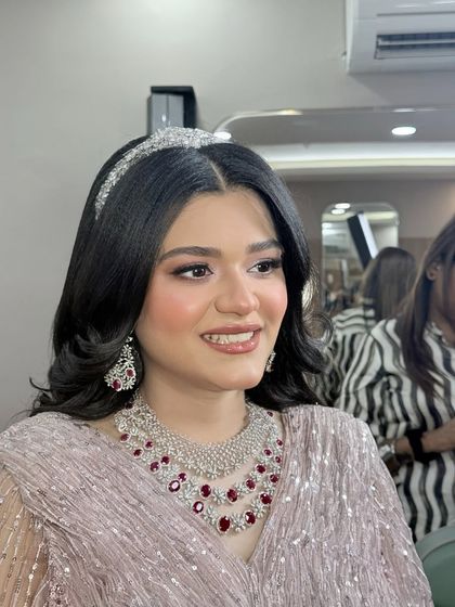 Another angle of this beautiful makeup by Sana. The client looks absolutely radiant and happy.