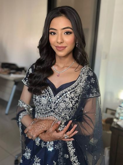 Romantic Waves & Half-Updos photo 51