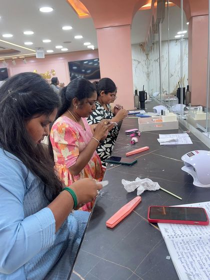 Asmitha Makeover Artistry - Nail Services & Training Professional Nail Art Course photo 33