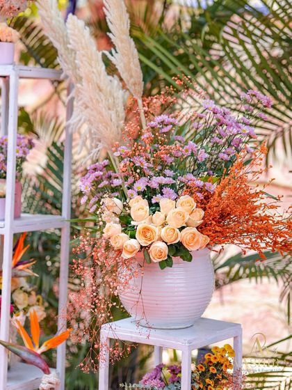 Vibrant Daytime Ceremonies photo 91