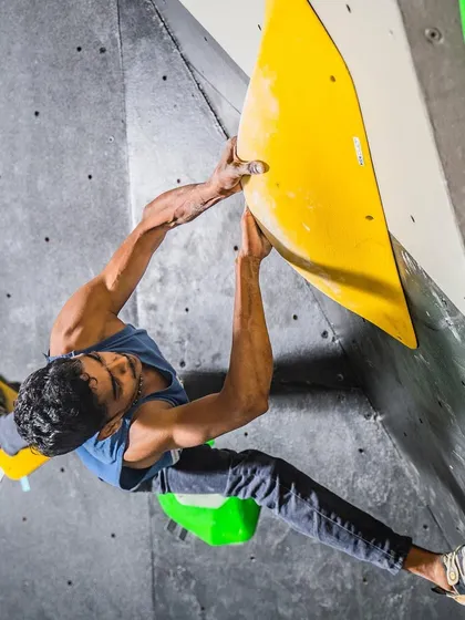 This is what it's all about: dynamic movement, focus, and the challenge of the climb. Bouldering is a full-body workout that’s as much a mental puzzle as it is a physical one. We provide endless problems like this to keep you engaged and progressing.