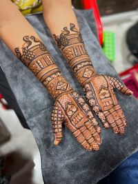 Guest & Festive Mehndi