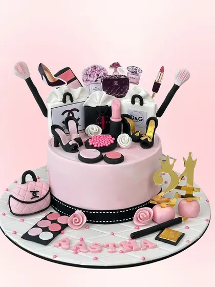 Your passions, baked into a cake. This glamorous makeup-themed cake was a blast to create for a 24th birthday. If you have a wild idea, I am ready for the challenge.