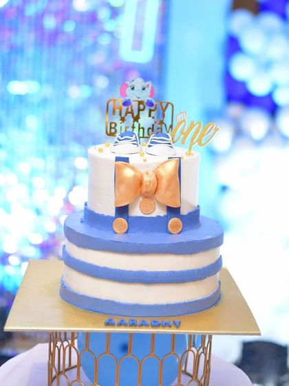 Satweek - Themed Birthday Party Decoration The Finishing Touches: Props, Cakes & Details photo 4