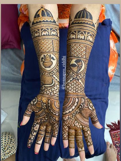 Traditional Bridal Artistry photo 26