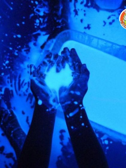 The mesmerizing effect of a glowing liquid. This sensory experience is both visually stunning and a great introduction to the science of chemiluminescence.