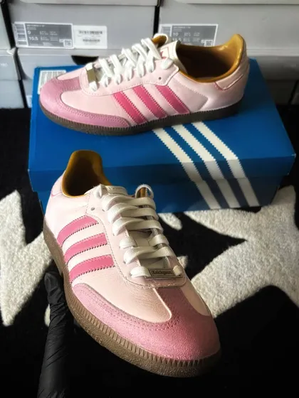 Another angle of the pink bubblegum custom sneakers.