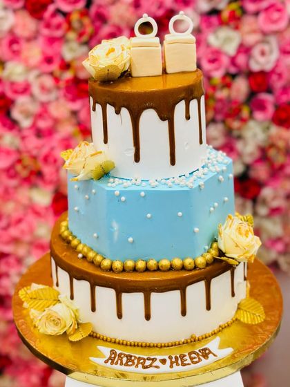 Elegant Tiered Cakes photo 11