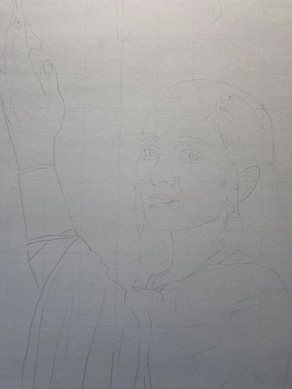 A duplicate of image 194, showing the initial grid and outline.