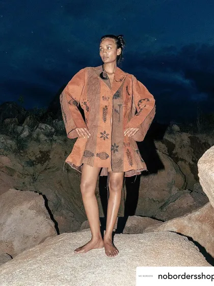 For this collaboration with No Borders, we experimented with printing on rare bark cloth. Our artisans used natural black dye to print nature-inspired motifs onto these statement jackets, bringing two ancient craft worlds together.