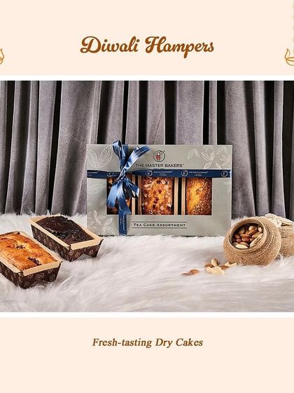 Tea time gets a festive upgrade with our fresh-tasting dry cakes. This hamper includes an assortment of our popular tea cakes, perfect for sharing with family and friends over a warm cup of chai.