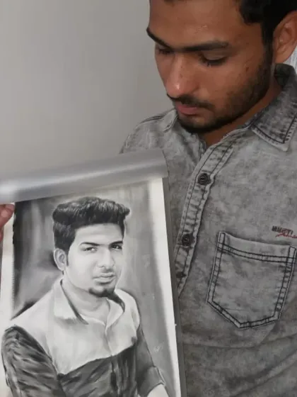 Realistic Charcoal & Dry Brush Sketches photo 23