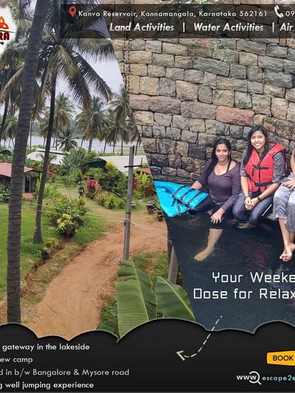 Your weekend dose of relaxation. Friends sitting by the well, enjoying a break from the city.
