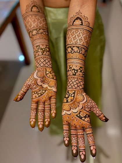 Mitali - Mehendi for Special Occasions Exquisite Bridal Mehendi photo 65