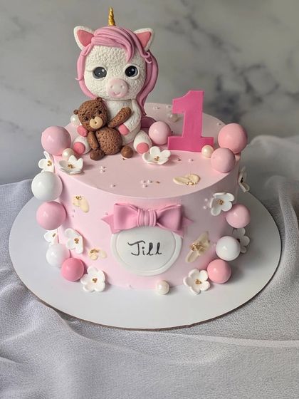 Whimsical & Fantasy Cakes photo 5