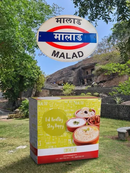 Serving the community in Malad with our delicious and healthy meals. We are committed to making nutritious food accessible all across the city.