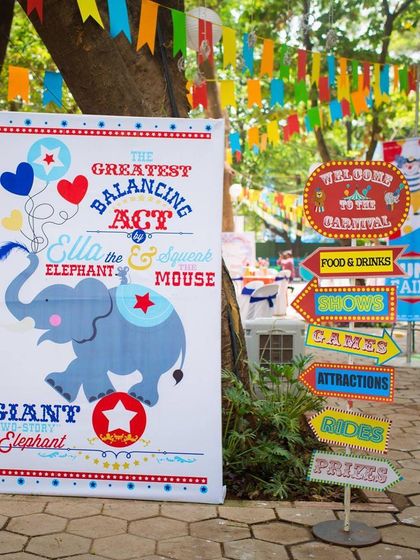 Welcome to the carnival! The entrance signage for a vintage circus party, designed to build excitement from the moment guests arrive.