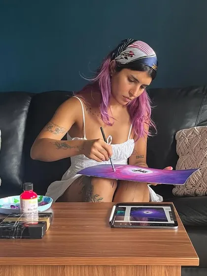 A different angle of my couch-painting setup. Whatever it takes to get the perfect angle for those details.