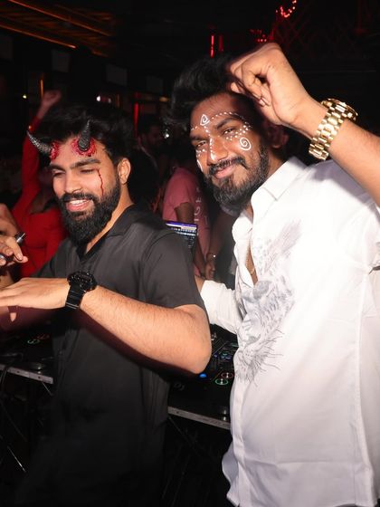 Having a blast on stage during the Halloween party. Themed nights are a great opportunity to interact with the crowd in a fun and different way.