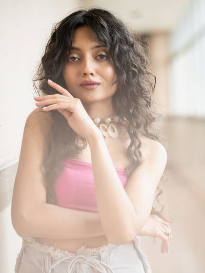 Just Me, Raya photo 11