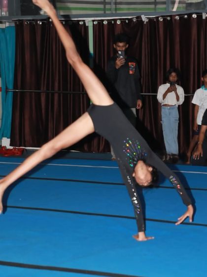 Tots N Teens - Kids Recreational Gymnastics Tumbling & Floor Skills photo 66