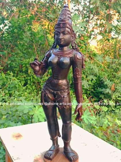 A different perspective of the Sivagami wax model. This view shows the elegant contours and traditional attire, all hand-sculpted as part of our devotional process.