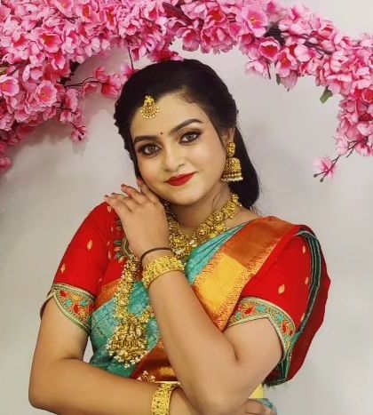 Usha Gowda - Special Occasion Makeup and Hair Styling Wedding & Festive Occasions photo 24