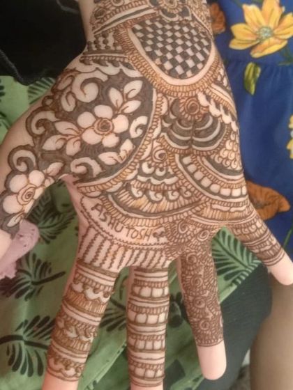 Fouzia Ahmed - Bridal Mehendi Personalized For You photo 5