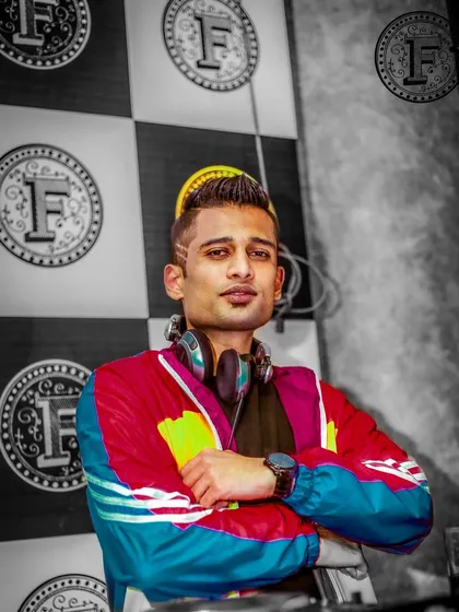 Ready for a Saturday special at Farzi Cafe, Indore. See you on the dance floor.