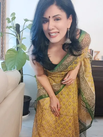 A playful shot in my Kota Doriya saree. It's such a light and easy-to-wear fabric for summer.