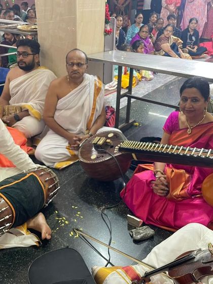 A happy moment during my Vijayadashami concert at Sringeri Shankar Mutt in Hassan. Ending the Dasara festival with music in front of Sharadamba was a beautiful experience.