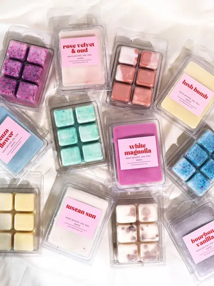 For a flame-free fragrance experience, I offer a whole range of hand-poured soy wax melts. With scents from Rose Velvet & Oud to Tuscan Sun, there’s a fragrance for every mood and space.