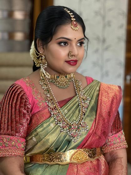 Shwetha Mahadev - Makeup Artistry Training The Art of South Indian Bridal Makeup photo 77