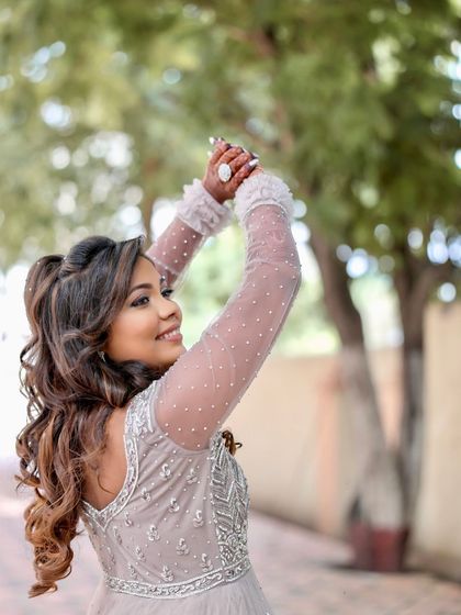 Sangeet, Cocktail & Reception Glam photo 4