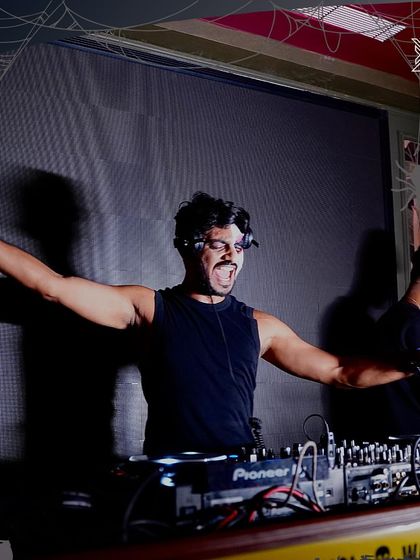 Special Events: Holi & Holiday Parties photo 18