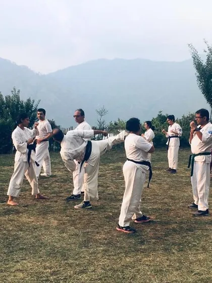 A core part of our gasshuku is intense kumite, or sparring, in an open environment. Here, students practice self-defense techniques and combinations, applying their skills with focus and discipline against the backdrop of the mountains.