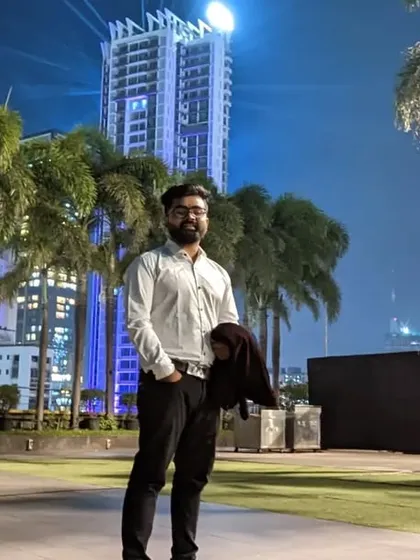 After a successful show for FOGSI at The St. Regis, Mumbai, taking in the city lights.
