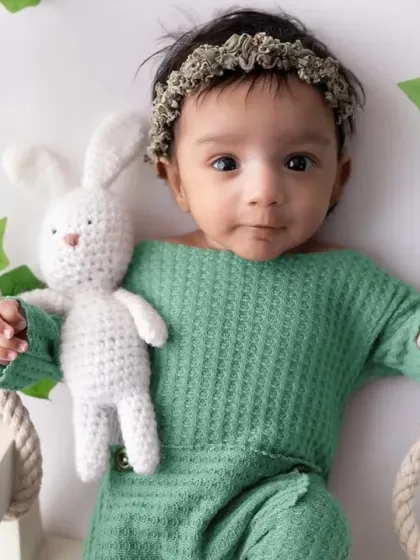 Those wide, curious eyes are just mesmerizing. Even when babies are awake during a session, I capture their expressions as they take in the world around them.