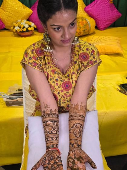 Umesh Kumar - Bridal & Wedding Mehandi Intricate Bridal Mehandi (Hands & Feet) photo 9