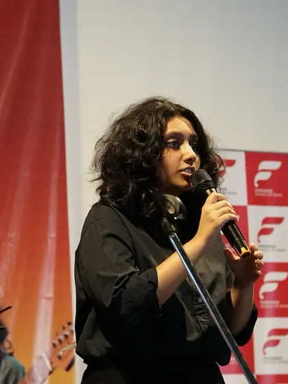 A student vocalist shares her talent at our Chembur Centre's Musical Showcase. These more intimate events allow students to perform in a supportive environment, building their confidence with every song.