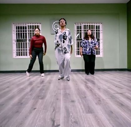 A full-studio shot from Divya's 'Rewind & Replay' series. It's amazing to see so many dancers moving together and sharing their passion.